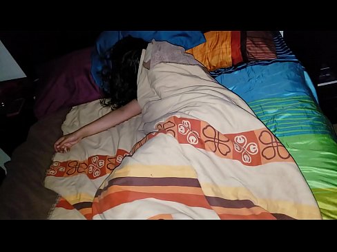 ❤️ Stepson ag bualadh lena leasmháthair óg agus í ina codladh. ️❌ Porn bhaile ag ga.hentai-menu.ru